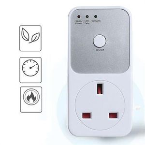 Automatic voltage protector socket switch AC 220V power surge safety protector UK socket voltage safety refrigerator protector electrical protector TV
